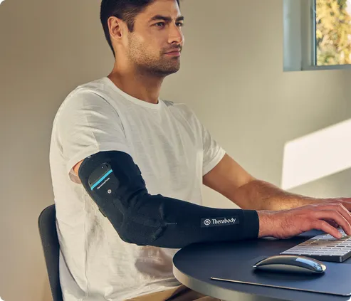 Therabody RecoveryPulse kompressions- och vibrations&auml;rm f&ouml;r armen, svart, storlek L