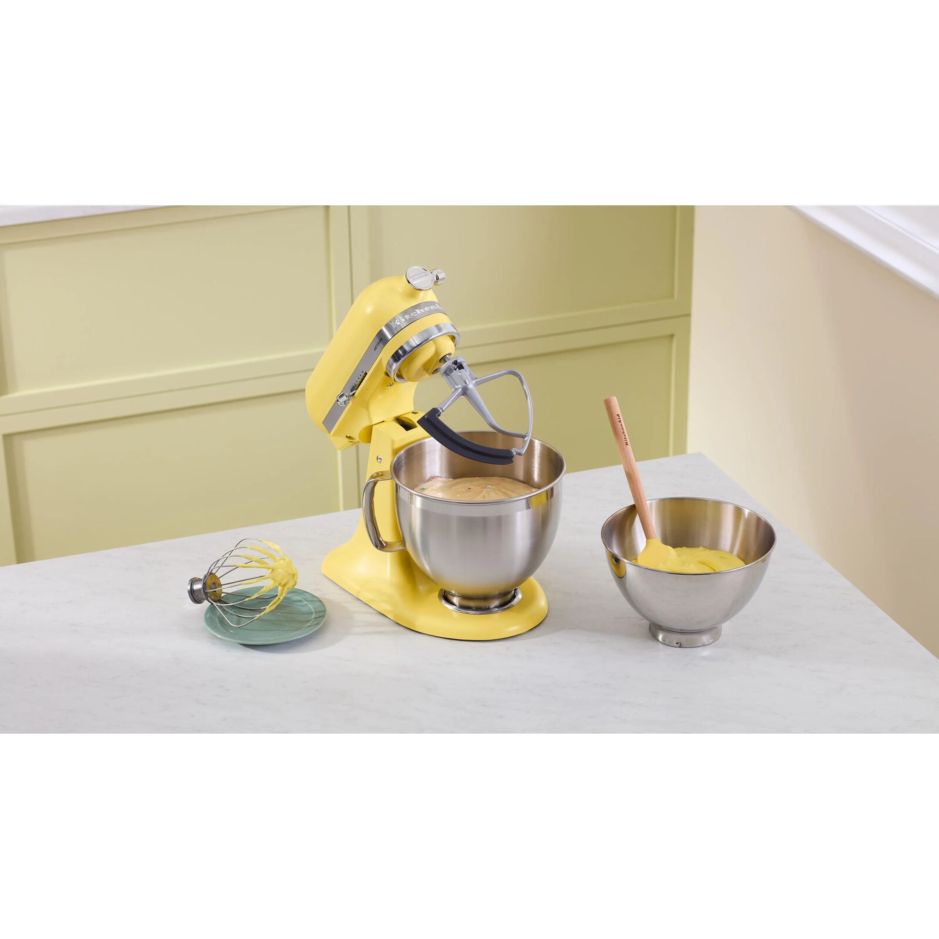 KitchenAid Artisan 5KSM195PSEBT Stand Mixer, 4.7 L, 300 W, Butter