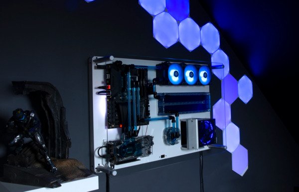 CSFG Tower of Doom - midi case, black