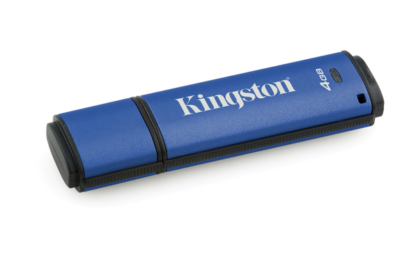 Kingston 4GB DataTraveler Vault Privacy 3.0 USB 3.0 - memory stick, Black/Blue