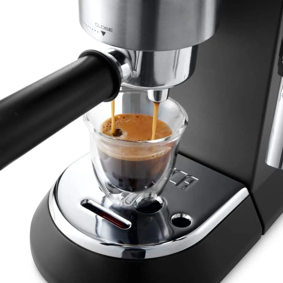 Delonghi Dedica EC685- espressomaskin, Svart, Silver