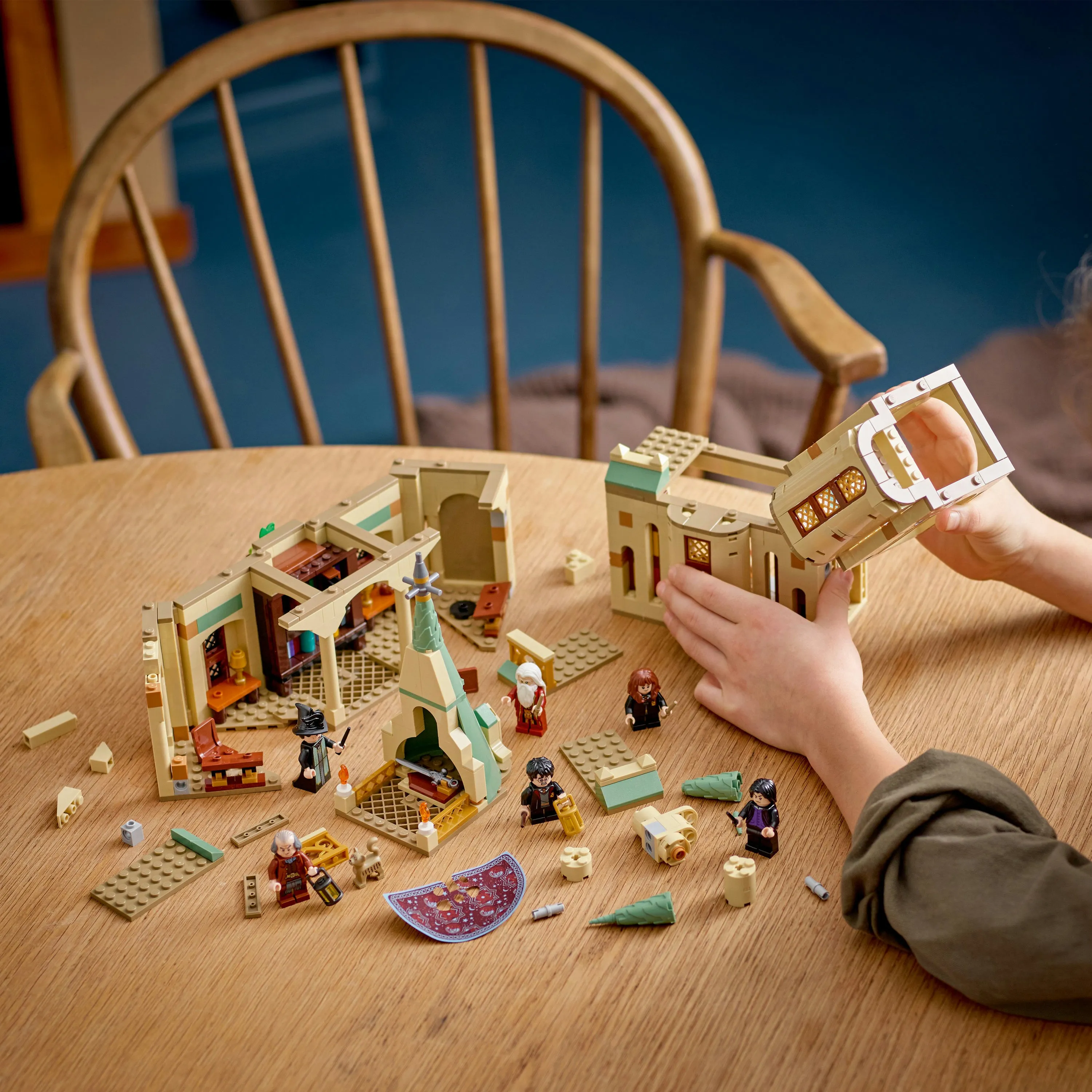 Lego Harry Potter Tylypahka: Dumbledoren toimisto 76402