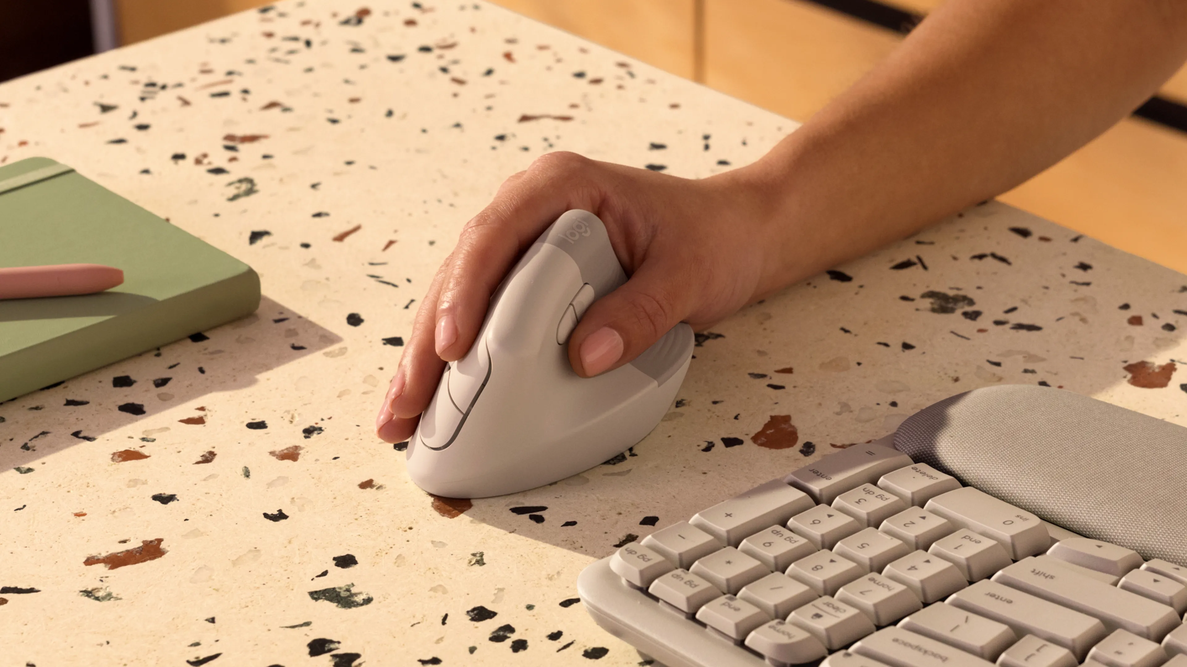 Logitech Lift Vertical Wireless Ergonomic Mouse, Sand
