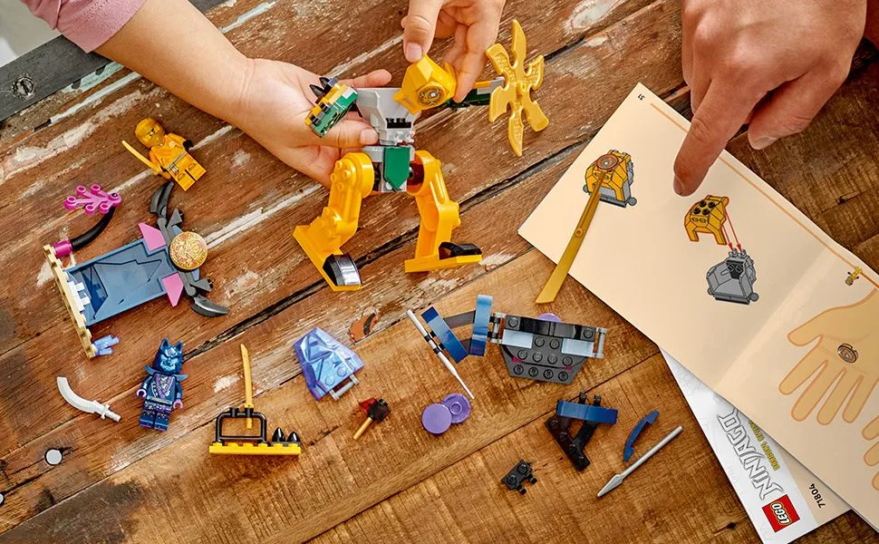 LEGO Ninjago Arin's Battle Mech 71804