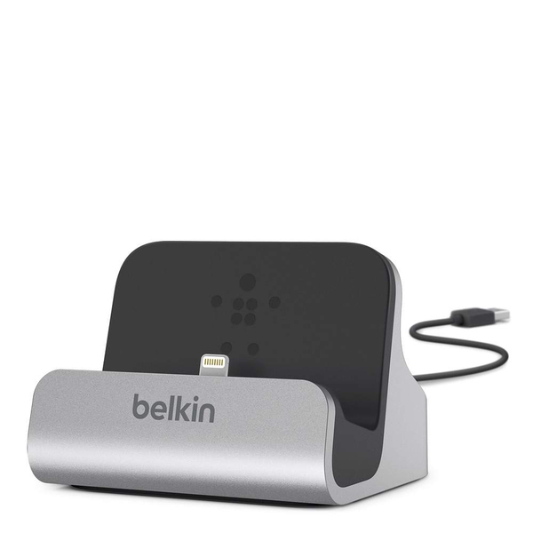 BELKIN Desktop Charge/Sync Dock Iphone