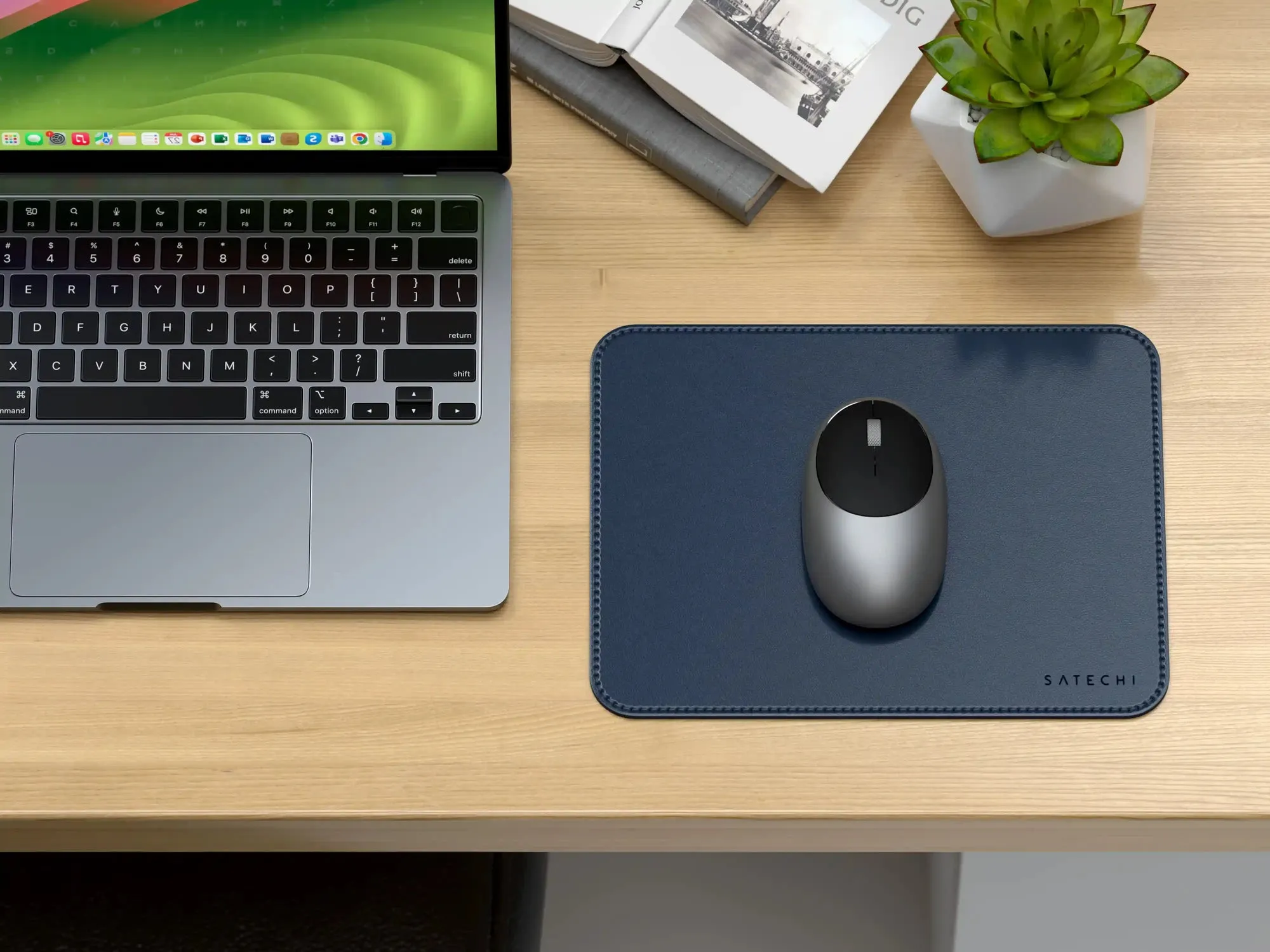 Satechi Vegan Leather Premium Mousepad, 249x190 mm, Blue