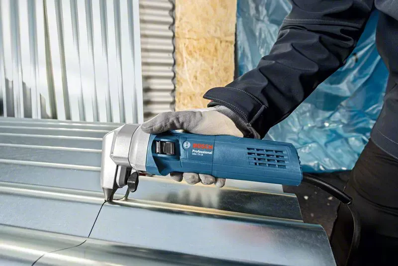Bosch GNA 75-16 Professional 750W - nibbler