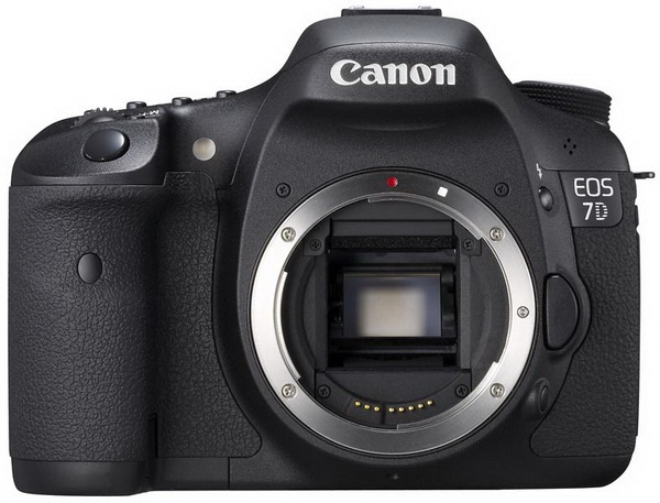 Canon EOS 7D - Digitaalinen kamera - SLR - 18.0 megapikseli&auml; - 5.6 x optinen zoomi EF-S 15-85mm IS USM objektiivi