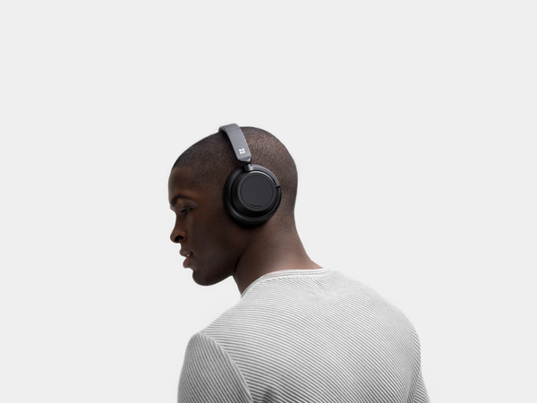 Microsoft Surface Headphones 2+ -langattomat kuulokkeet mikrofonilla, musta