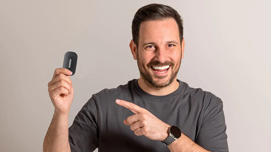 Kioxia EXCERIA PLUS G2 500GB External SSD with USB 3.2 Gen 2, Rugged, Hardware Encryption, Password Protection, Black