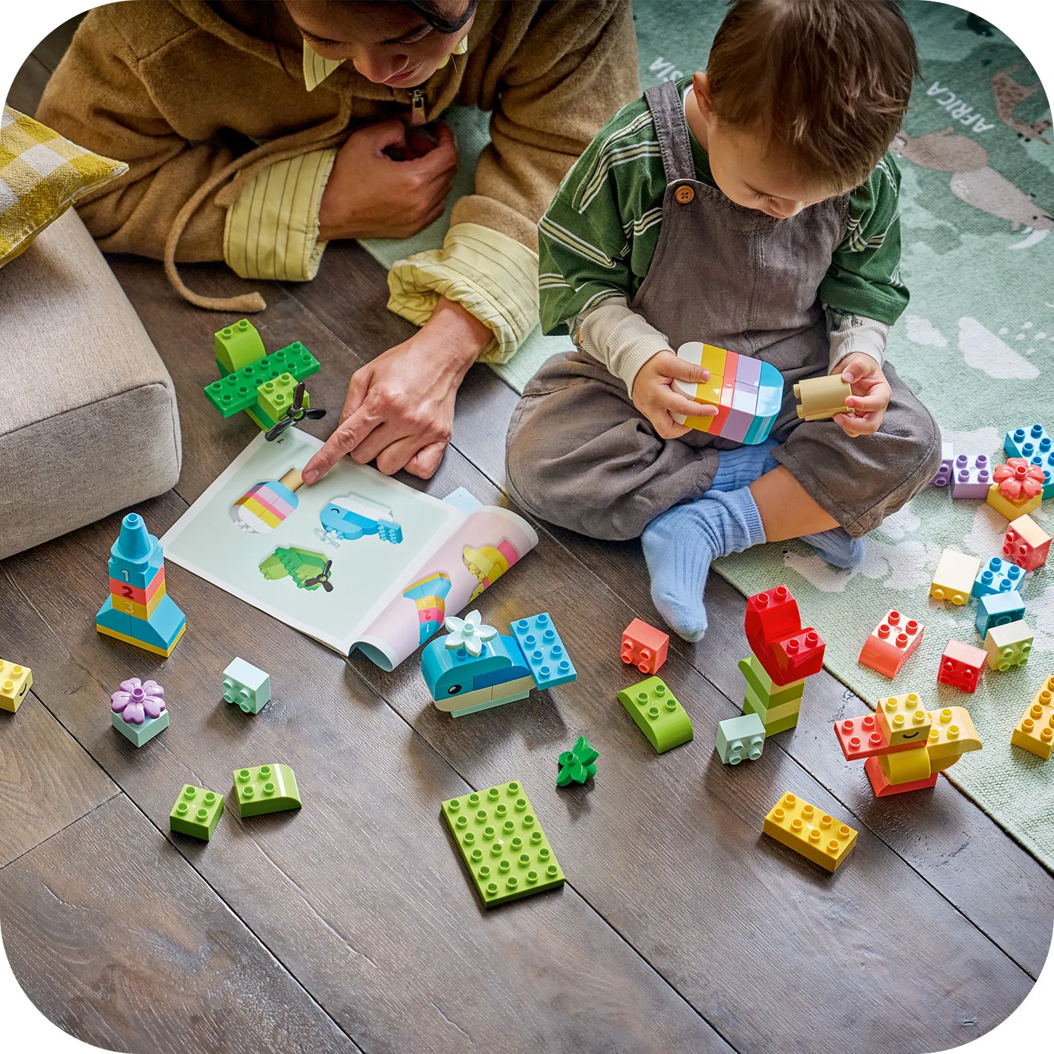 LEGO DUPLO Classic F&auml;rgglad kreativ l&aring;da 10479