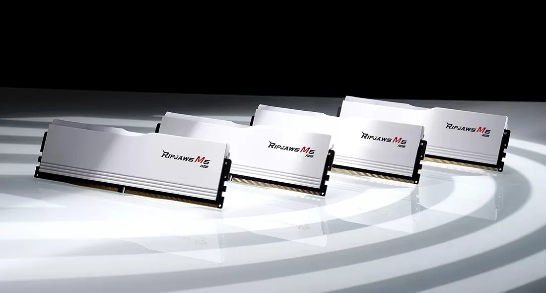 G.SKILL Ripjaws M5 RGB 32 Gt (2 x 16 Gt) DDR5 6000 MHz, CL28 -muisti (XMP)