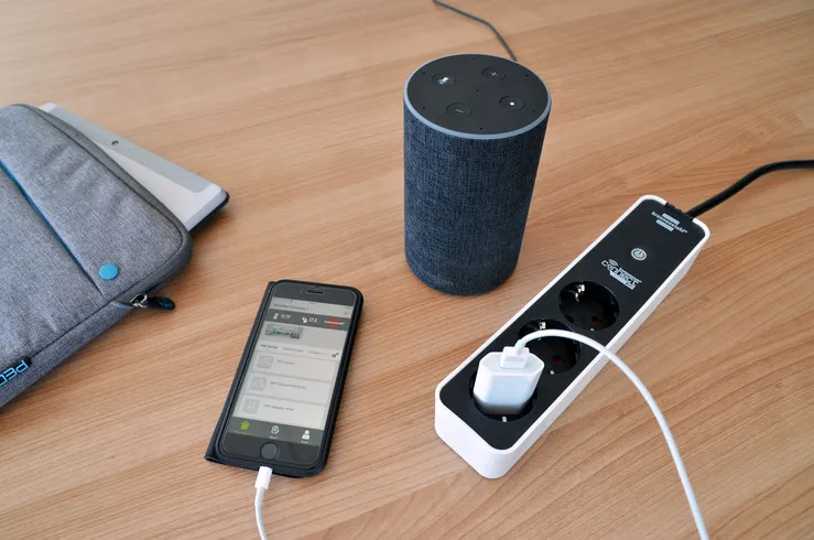 Brennenstuhl Connect Ecolor WiFi Power Strip 3-way WiFi Extension, white/black