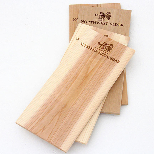 Big Green Egg Wooden Grilling Planks Cedar, 2 pcs, 28cm