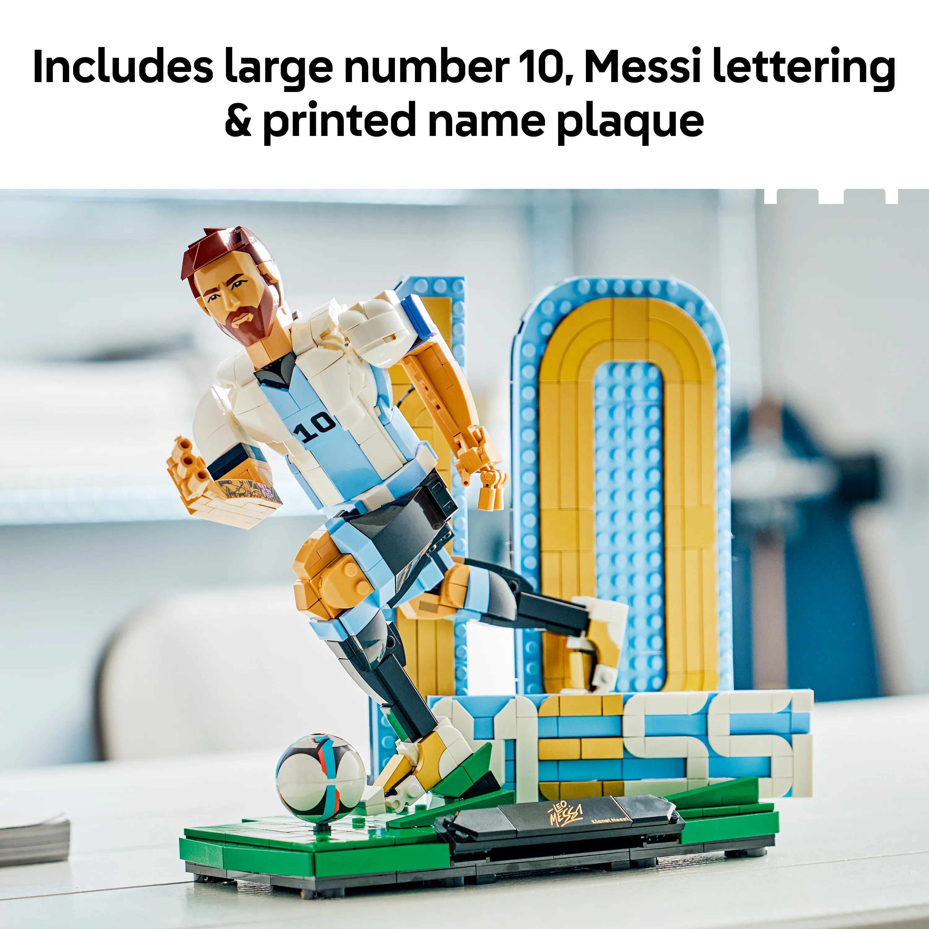 LEGO Editions Lionel Messi &ndash; Soccer Legend 43015