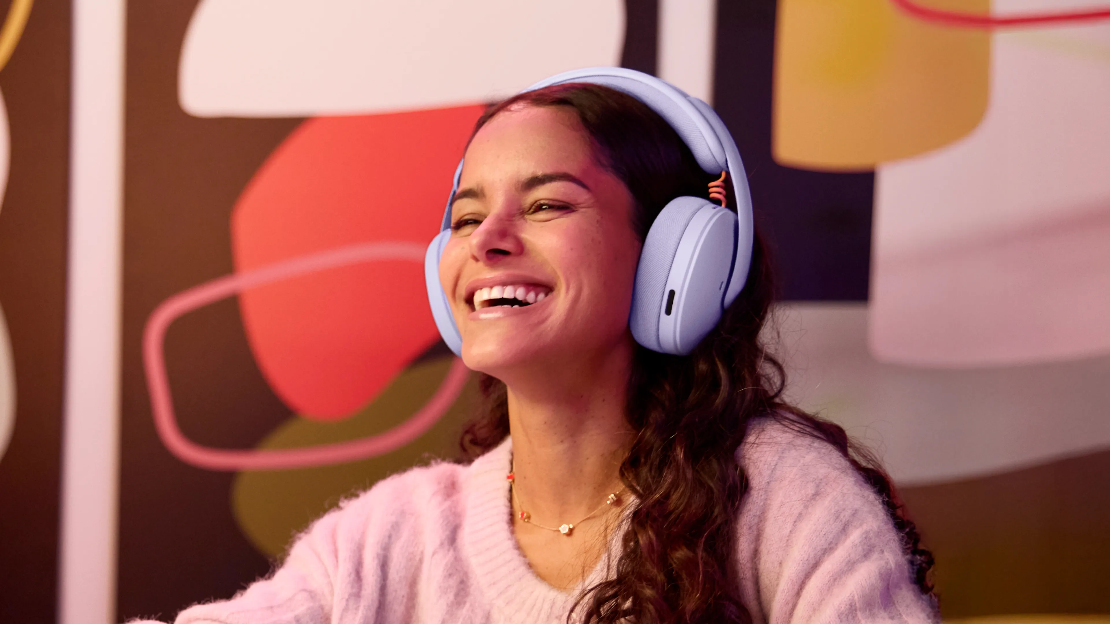 Logitech PC Luma Wireless Gaming Headphones, Black
