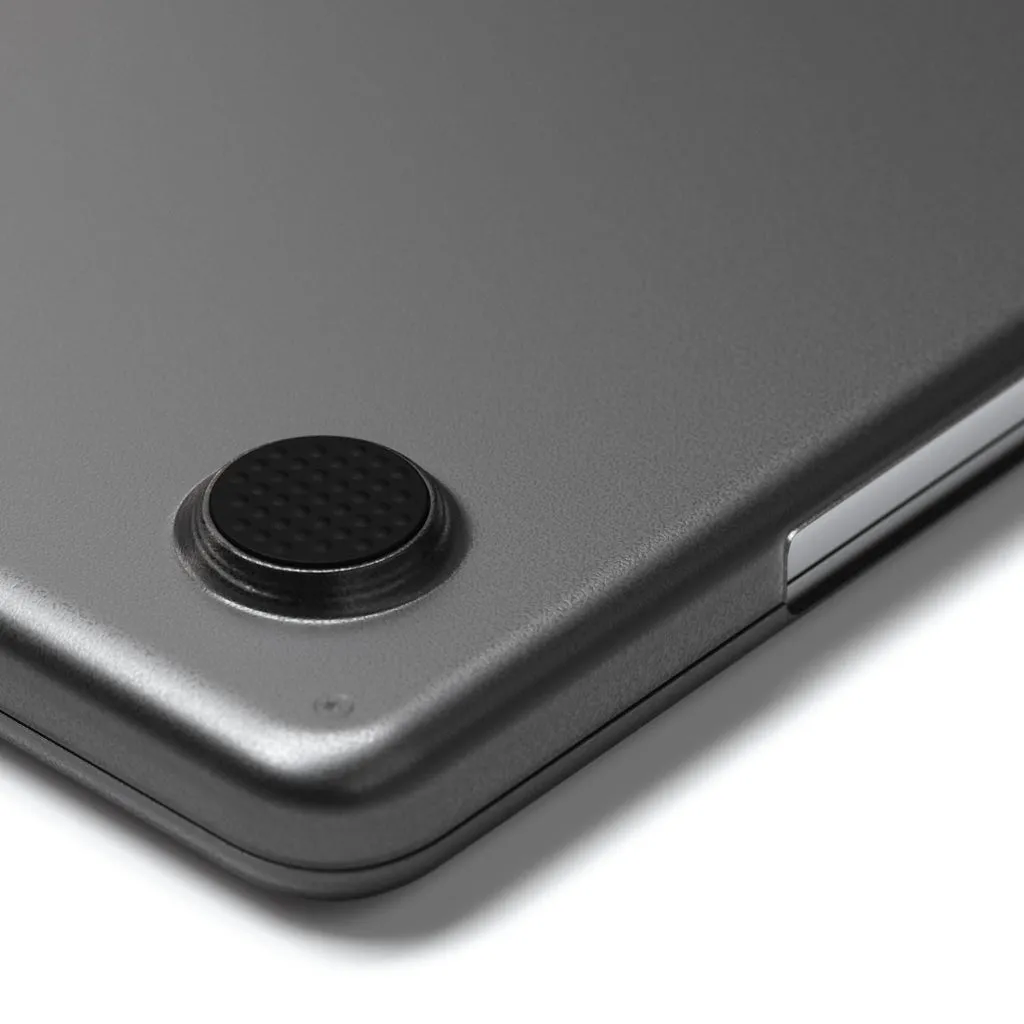 Satechi Eco Hardshell Case för MacBook Air M2 - Perfekta skyddet för din MacBook Air M2 - Mörk transparent