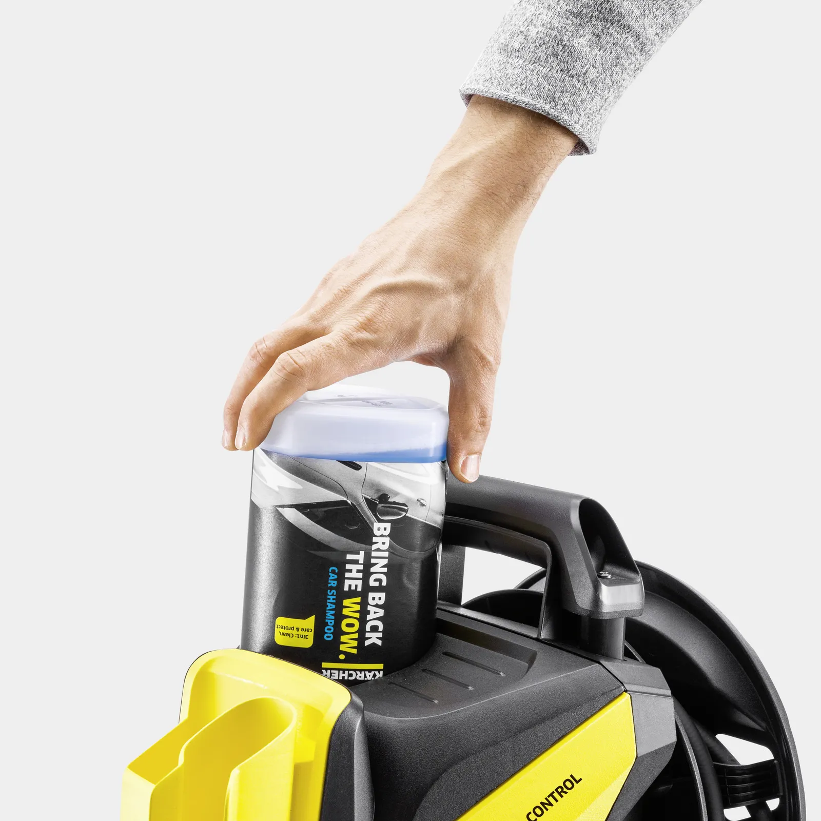K&auml;rcher K 4 Premium Power Control Flex -painepesuri, 1800 w, 130 baaria, 420 l/h, 8 m, musta, keltainen