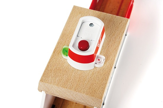 Brio Junalautta 33569, 3 osaa