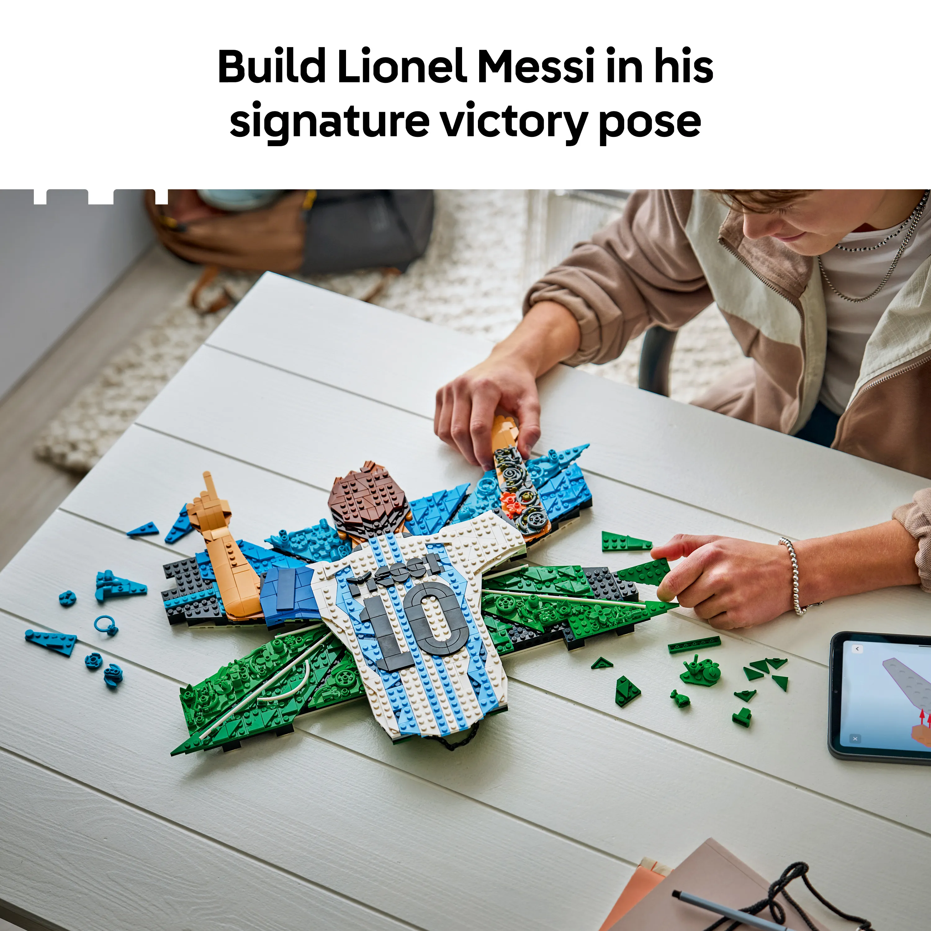 LEGO Editions Lionel Messi &ndash; Celebration 43018