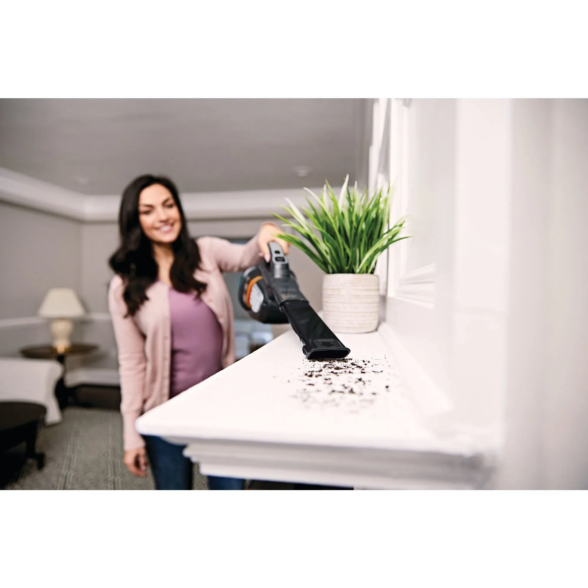 BLACK+DECKER BHHV520JF 18 V 2.0 Ah 0.7 L -k&auml;sik&auml;ytt&ouml;inen imuri, musta, hopea, titaani