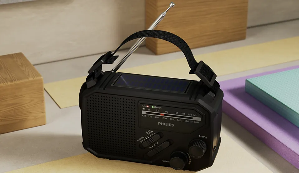 Philips TAR1609/00 Portable AM/FM Radio with Flashlight and Emergency Alarm, Black