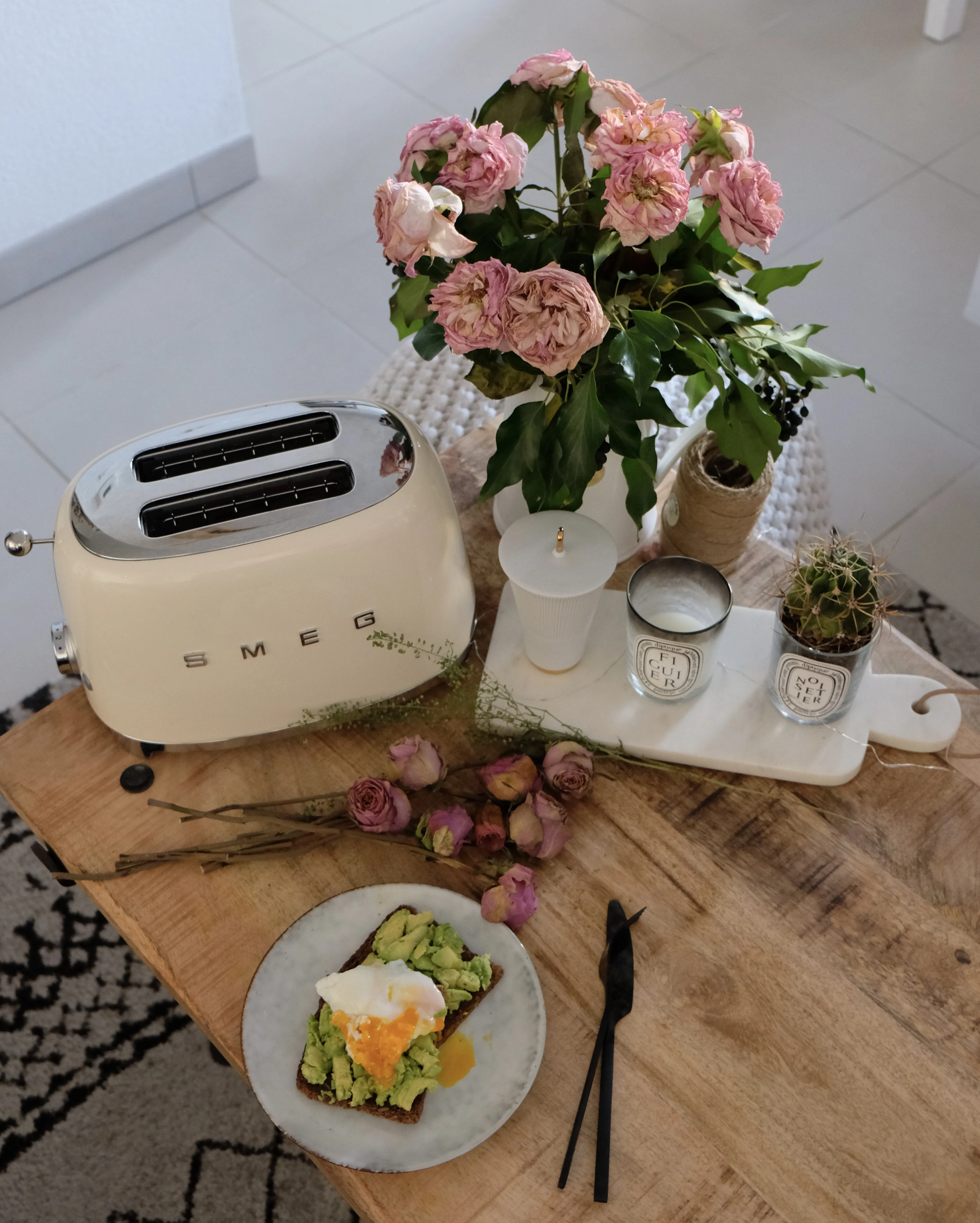 Smeg TSF01CREU - br&ouml;drost, 2 br&ouml;dskivor, Kr&auml;m