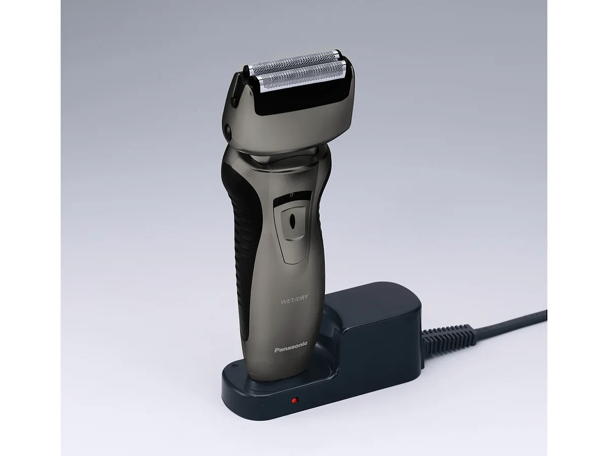 Panasonic Dual-Blade Wet &amp; Dry ES-RW33 - rakapparat