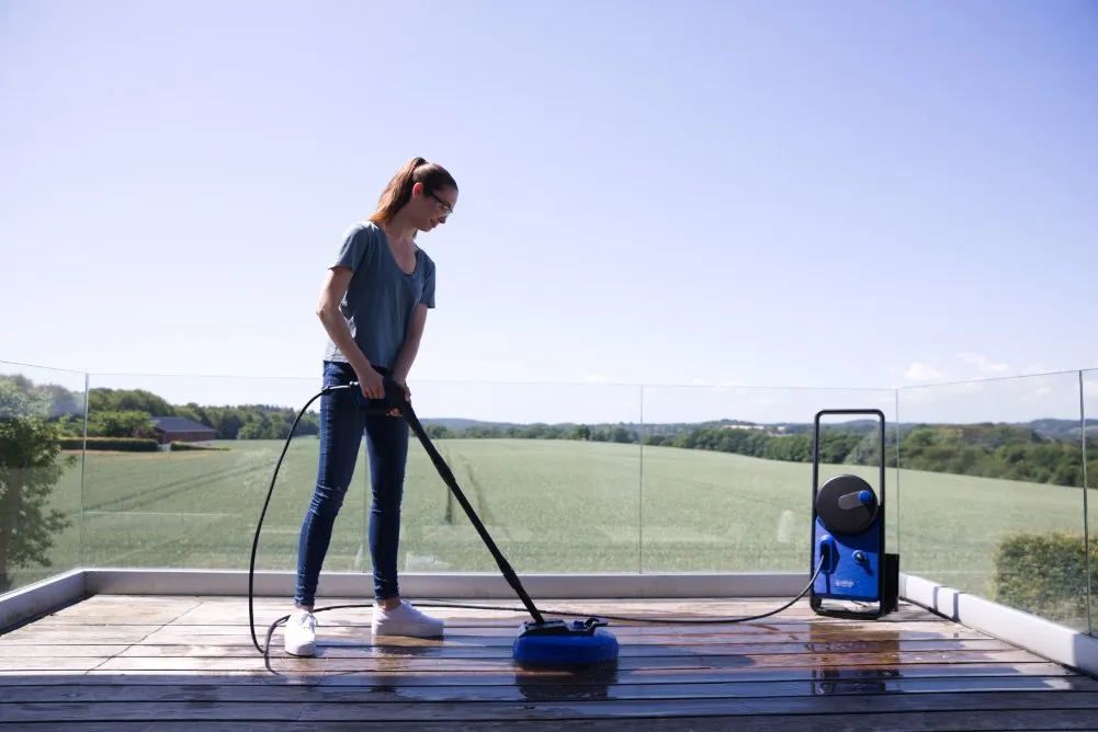 Nilfisk Core 140-8 In Hand PowerControl - high pressure washer Premium Car Wash