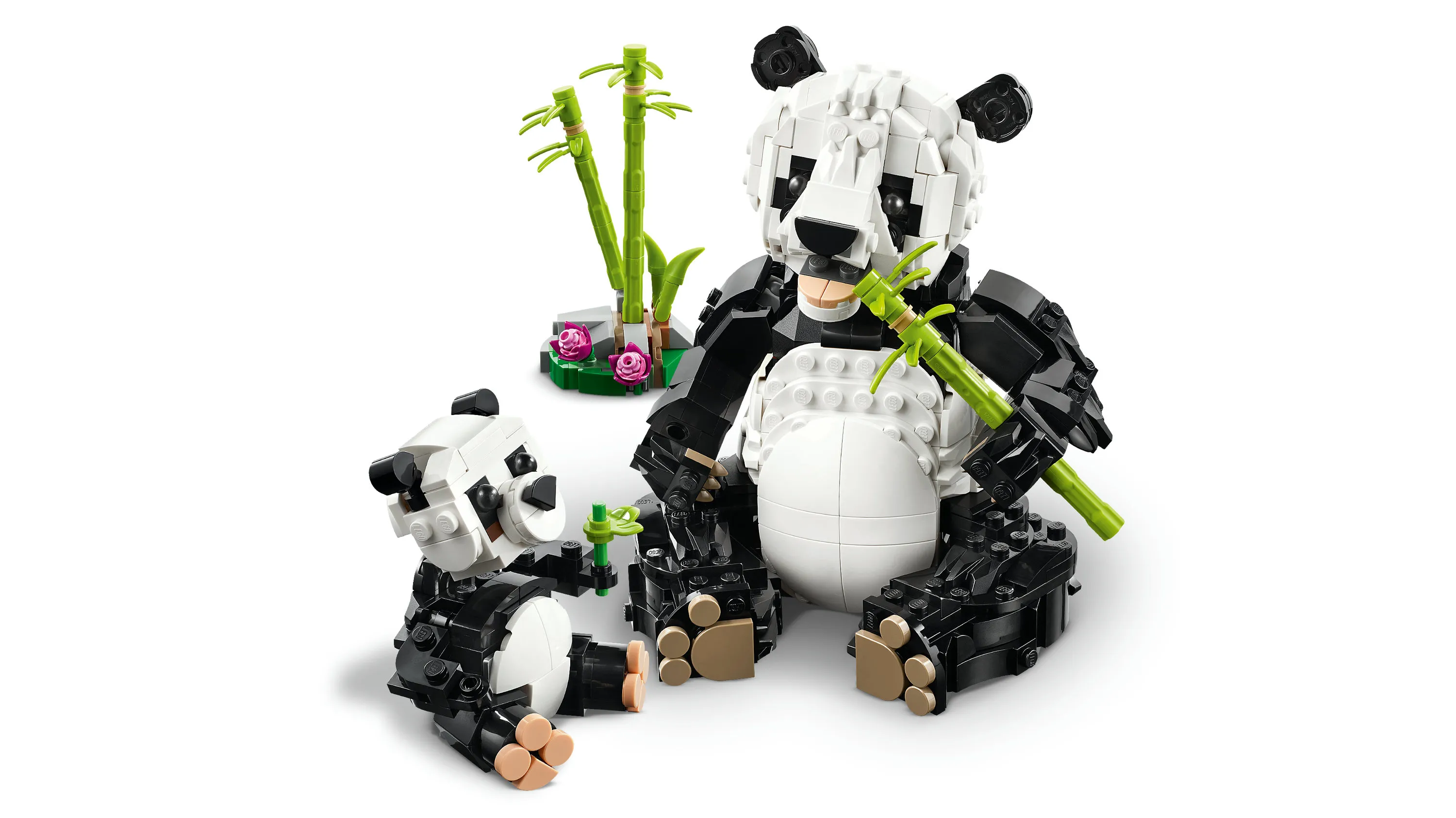 LEGO Creator 3-in-1 Wildlife: Panda Family 31165