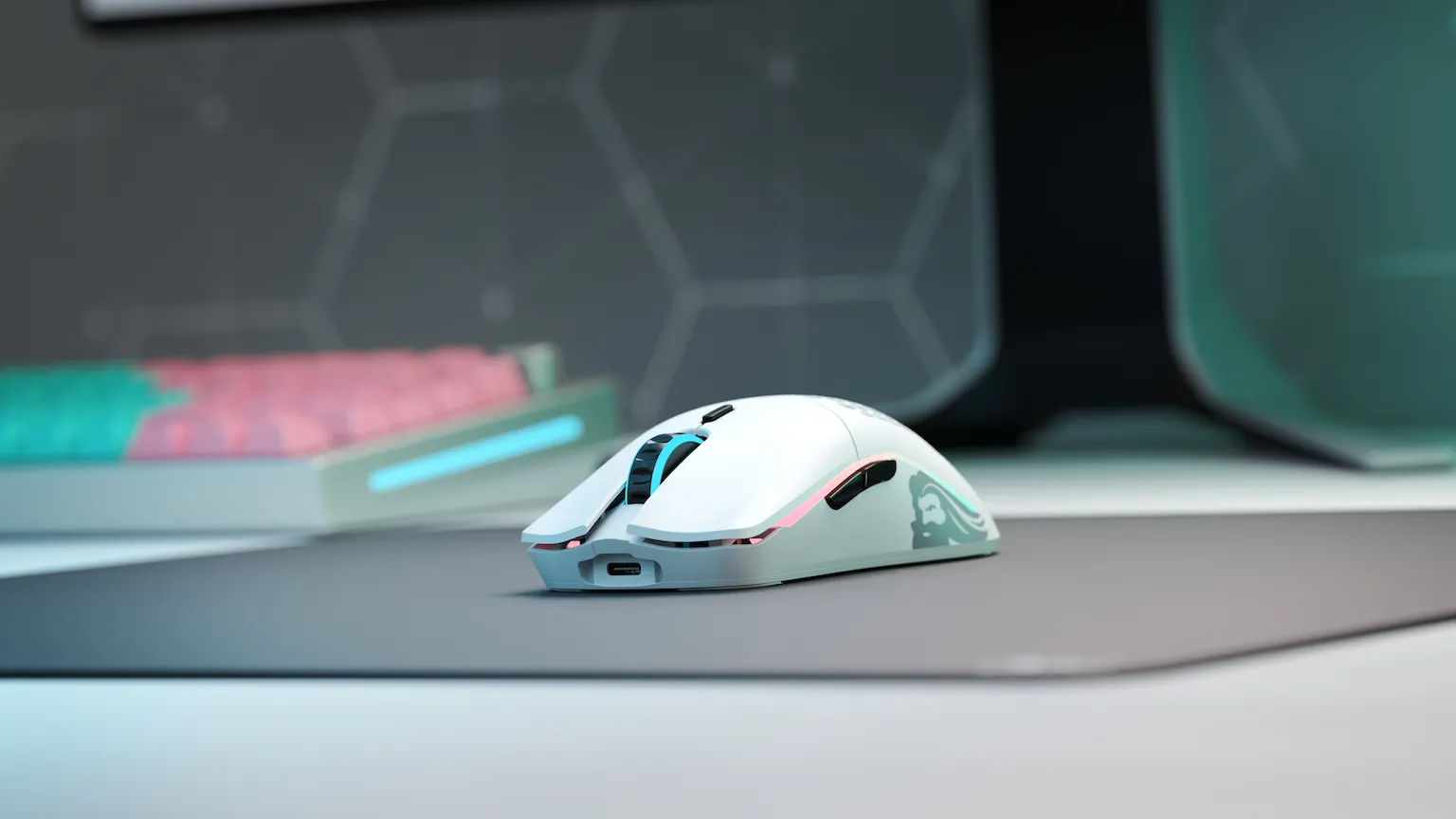 Glorious Model O - wireless gaming mouse, white