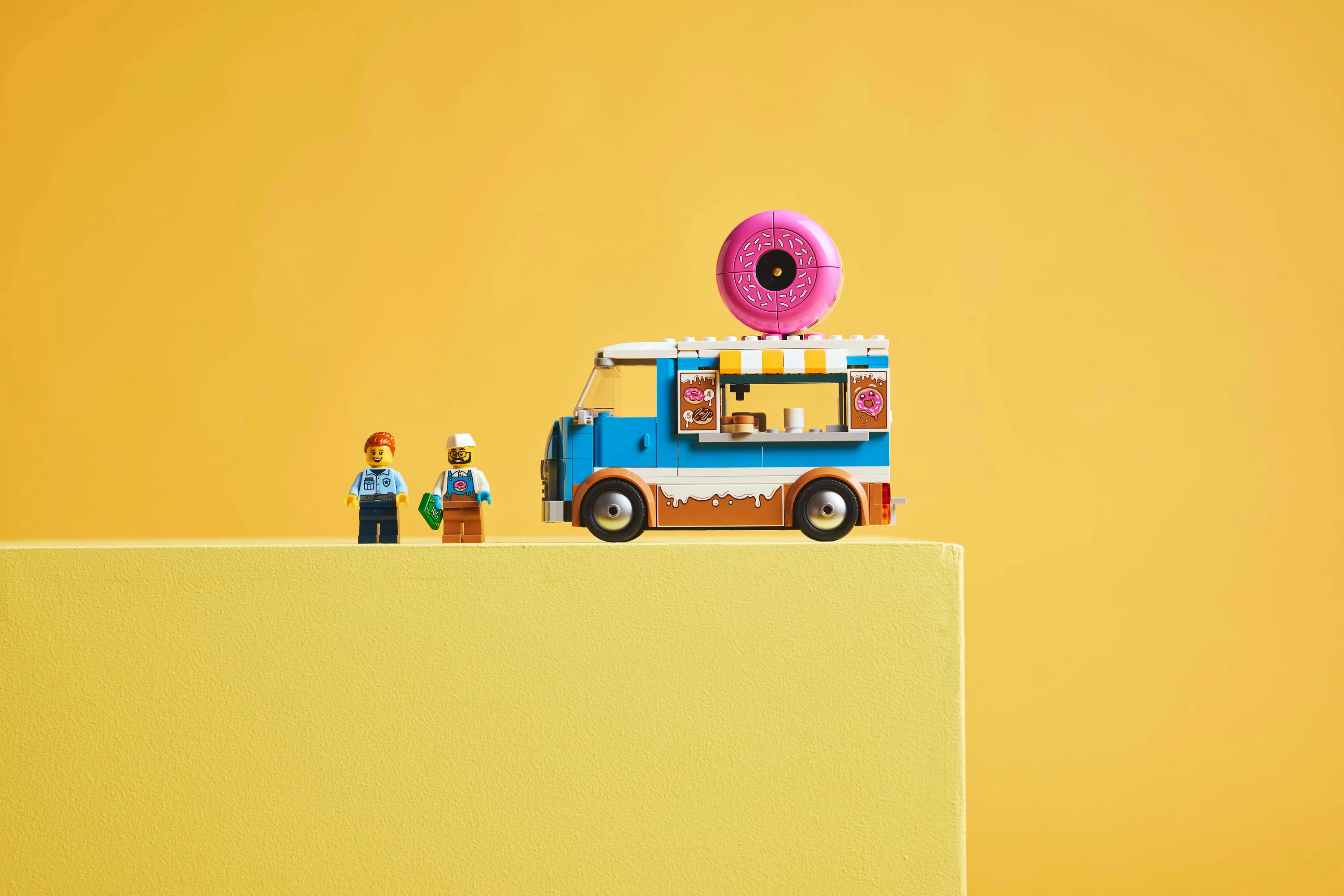 LEGO City Donut Van 60452