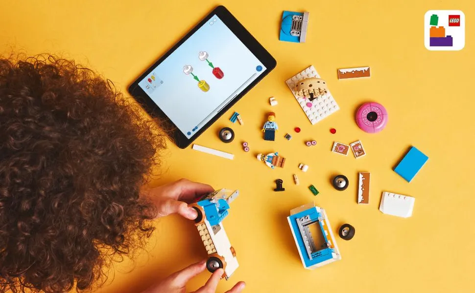 LEGO City Donut Van 60452