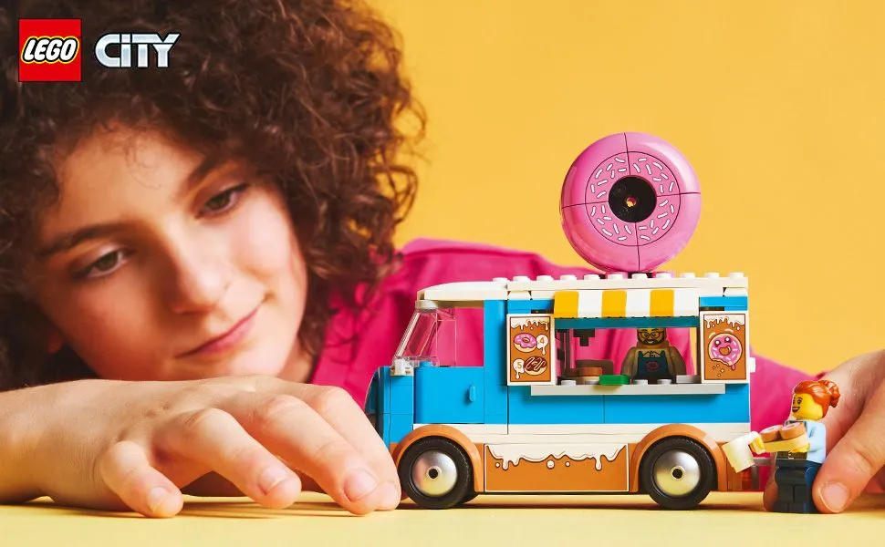 LEGO City Donut Van 60452