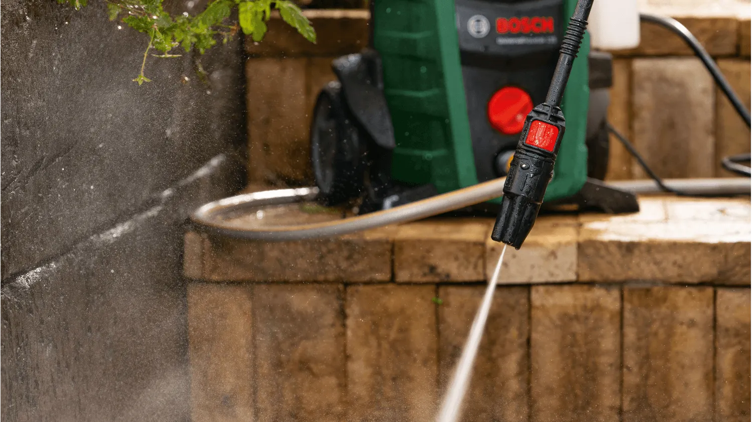 Bosch UniversalAquatak 125 - high pressure washer