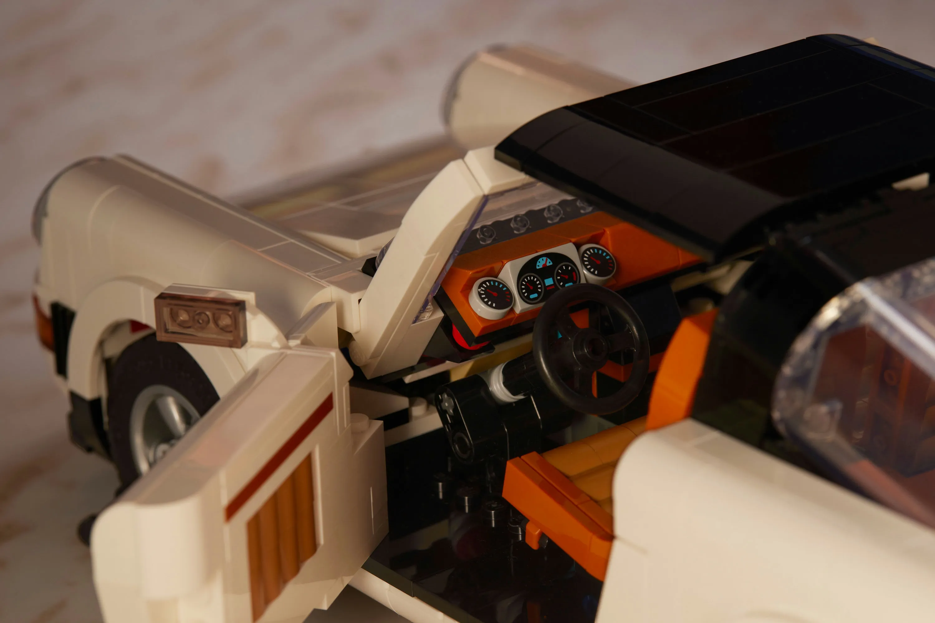 LEGO Icons Porsche 911 10295