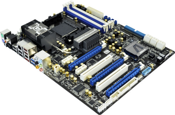 ASROCK AM3+ AMD990FX DDR3 SATA6 USB3 ATX