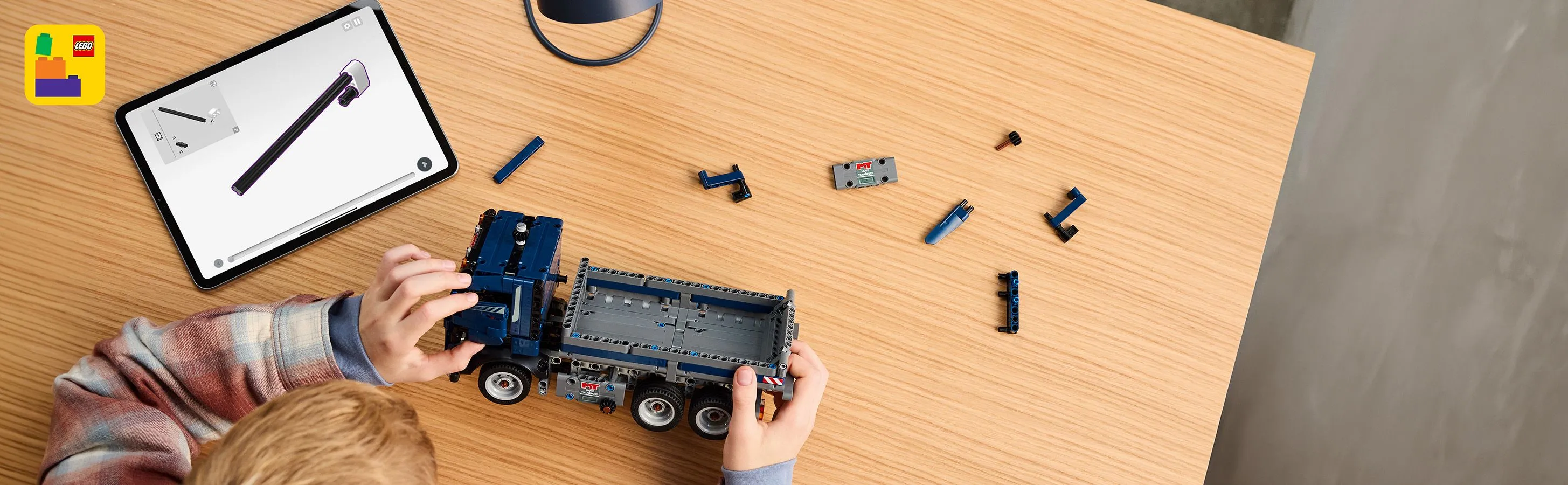 LEGO Technic Tipping Truck 42203