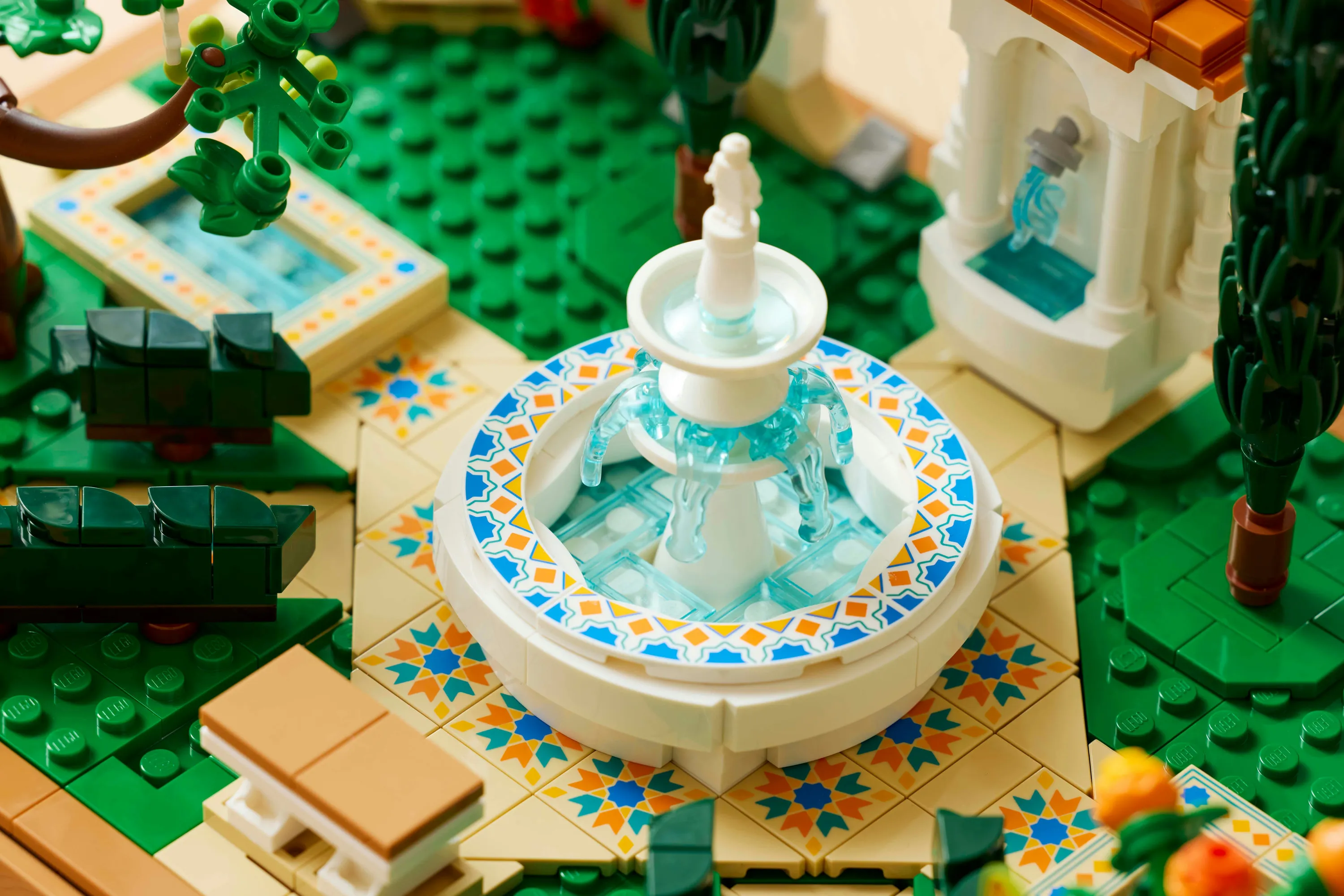LEGO Icons Garden and Fountain 10359
