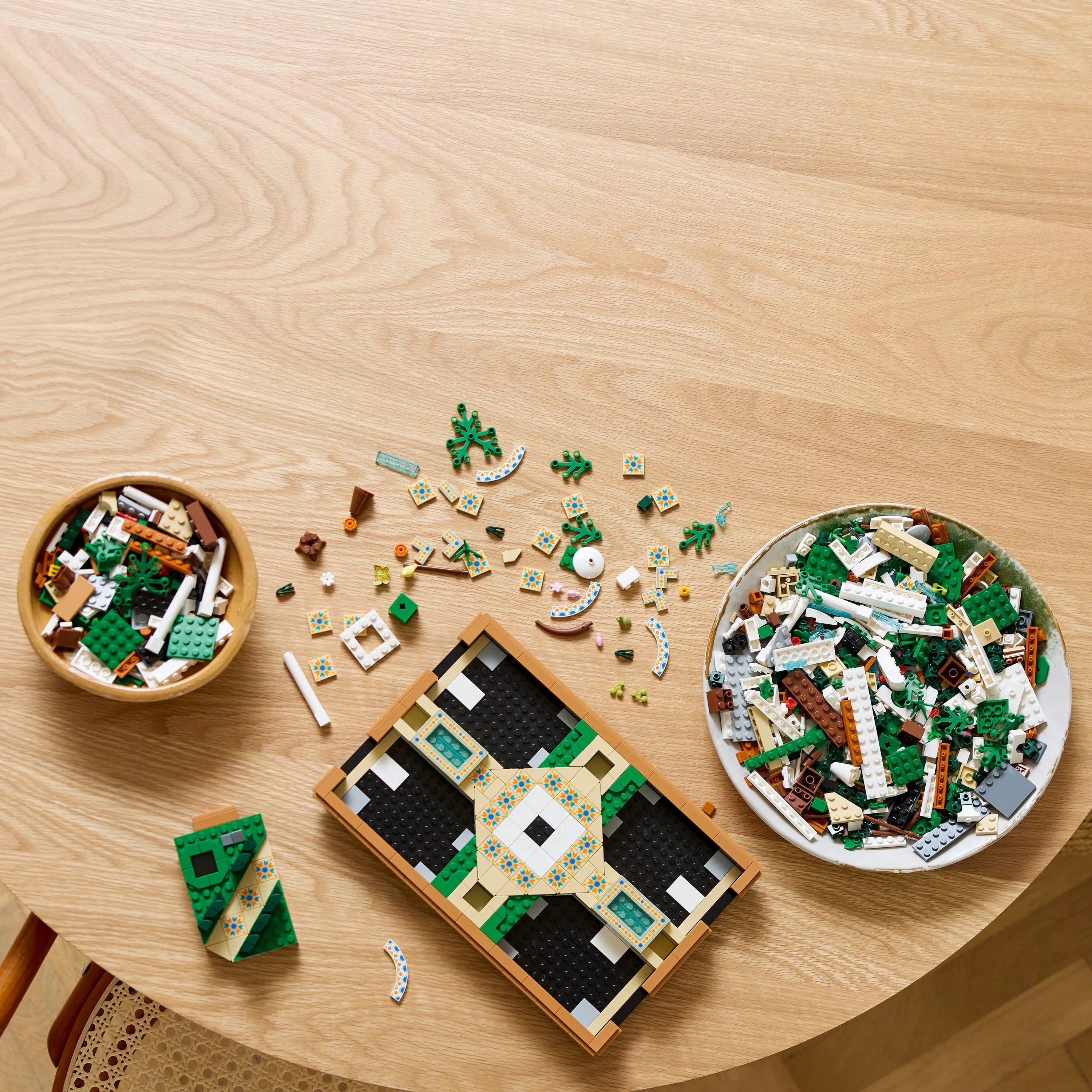 LEGO Icons Garden and Fountain 10359