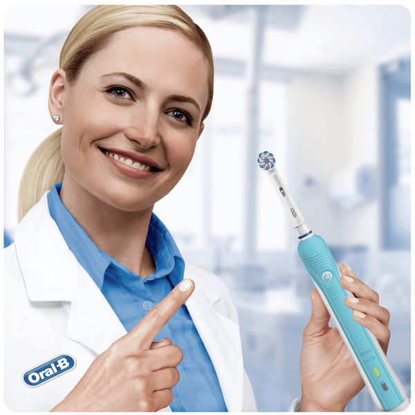 BRAUN S&Auml;HK&Ouml;HAMMASHARJA ORAL-B PRO750 SENSITIVE ULTRA THIN. 3D-teknologia, 8 800 v&auml;r&auml;hdyst&auml;, 20 000 syk&auml;hdyst&auml;. Ammattimainen ajastin, Mekaaninen paineentunnisti