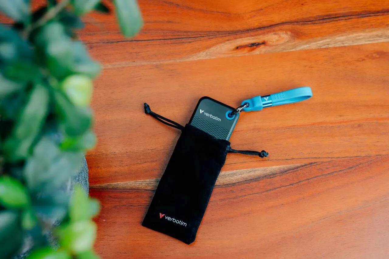 Verbatim Pocket SSD 2TB External SSD with USB 3.2 Gen 2 (USB-C), Portable, Rugged, Black/Blue