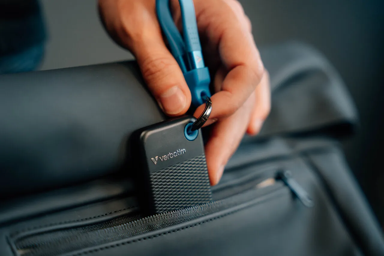 Verbatim Pocket SSD 2TB External SSD with USB 3.2 Gen 2 (USB-C), Portable, Rugged, Black/Blue