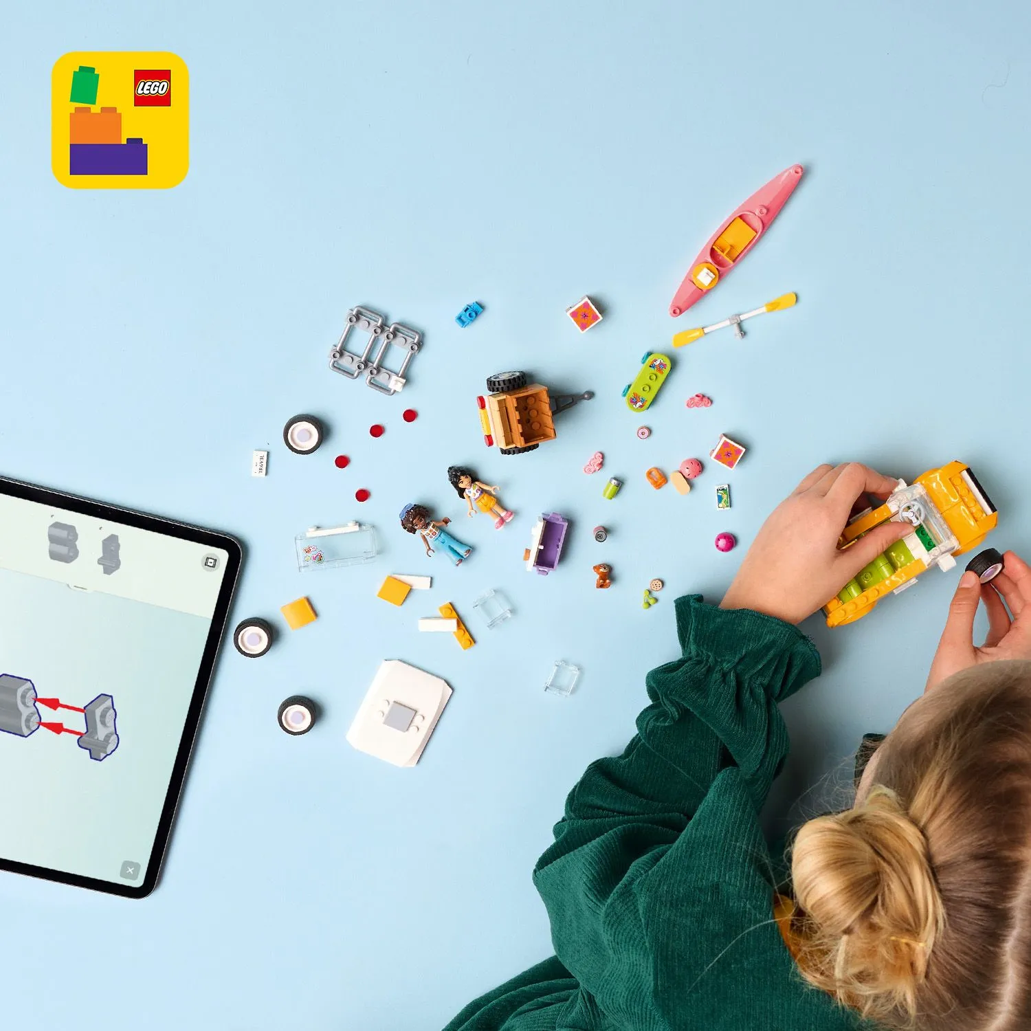 LEGO Friends V&auml;lutrustad resbil 42659