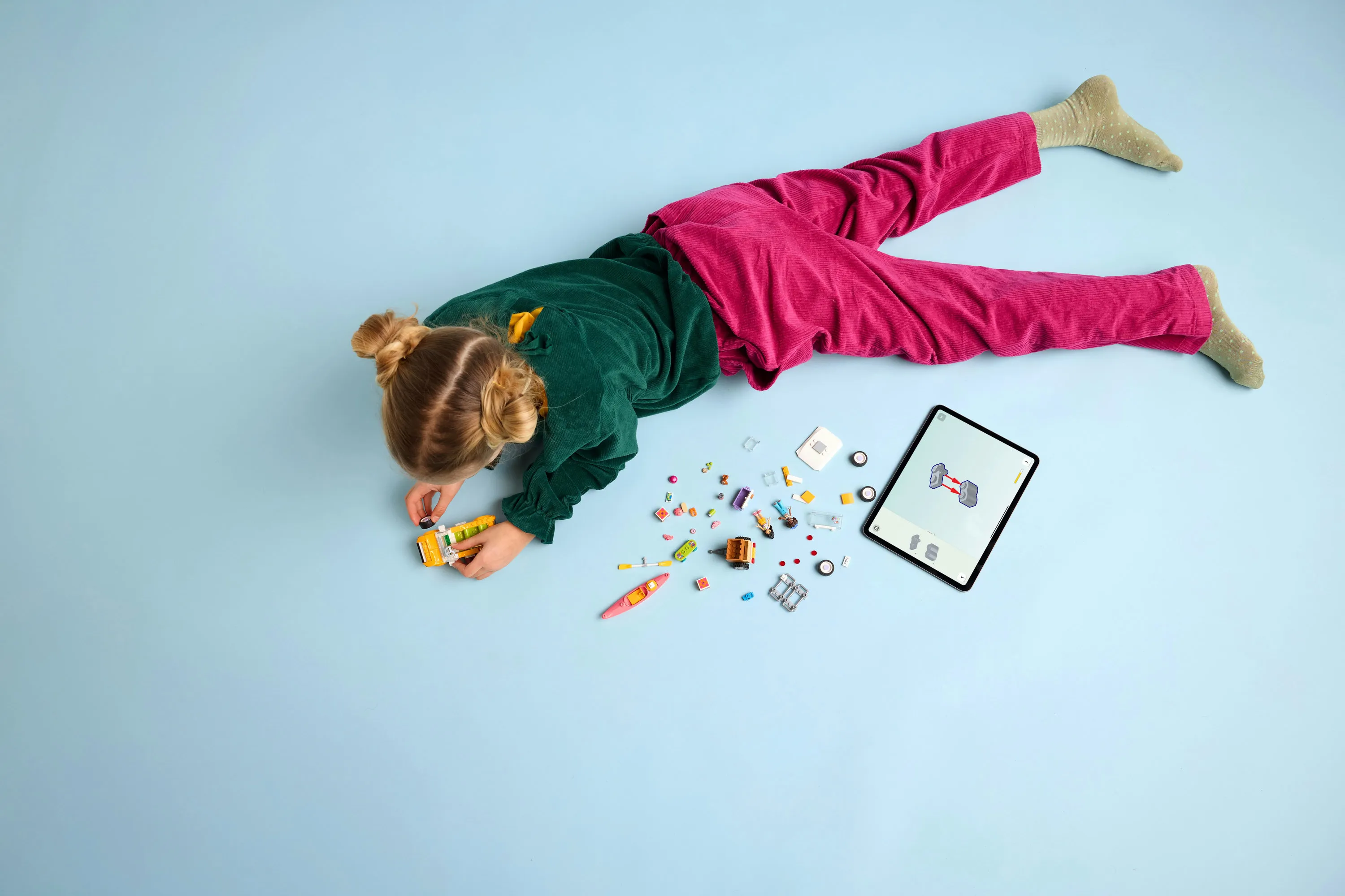 LEGO Friends V&auml;lutrustad resbil 42659