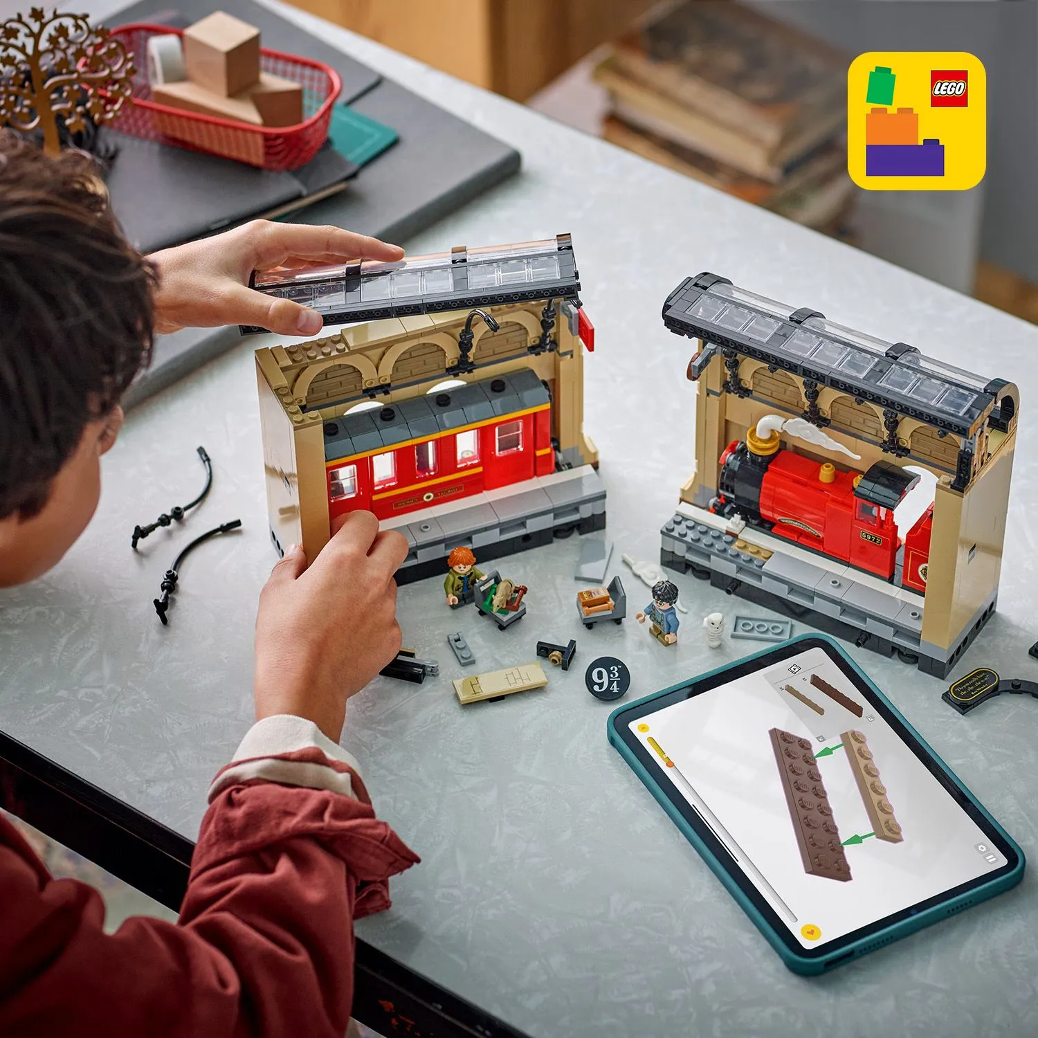 LEGO Harry Potter Book Nook: Hogwarts Express 76450 LEGO Harry Potter Book Nook: Hogwarts Express 76450