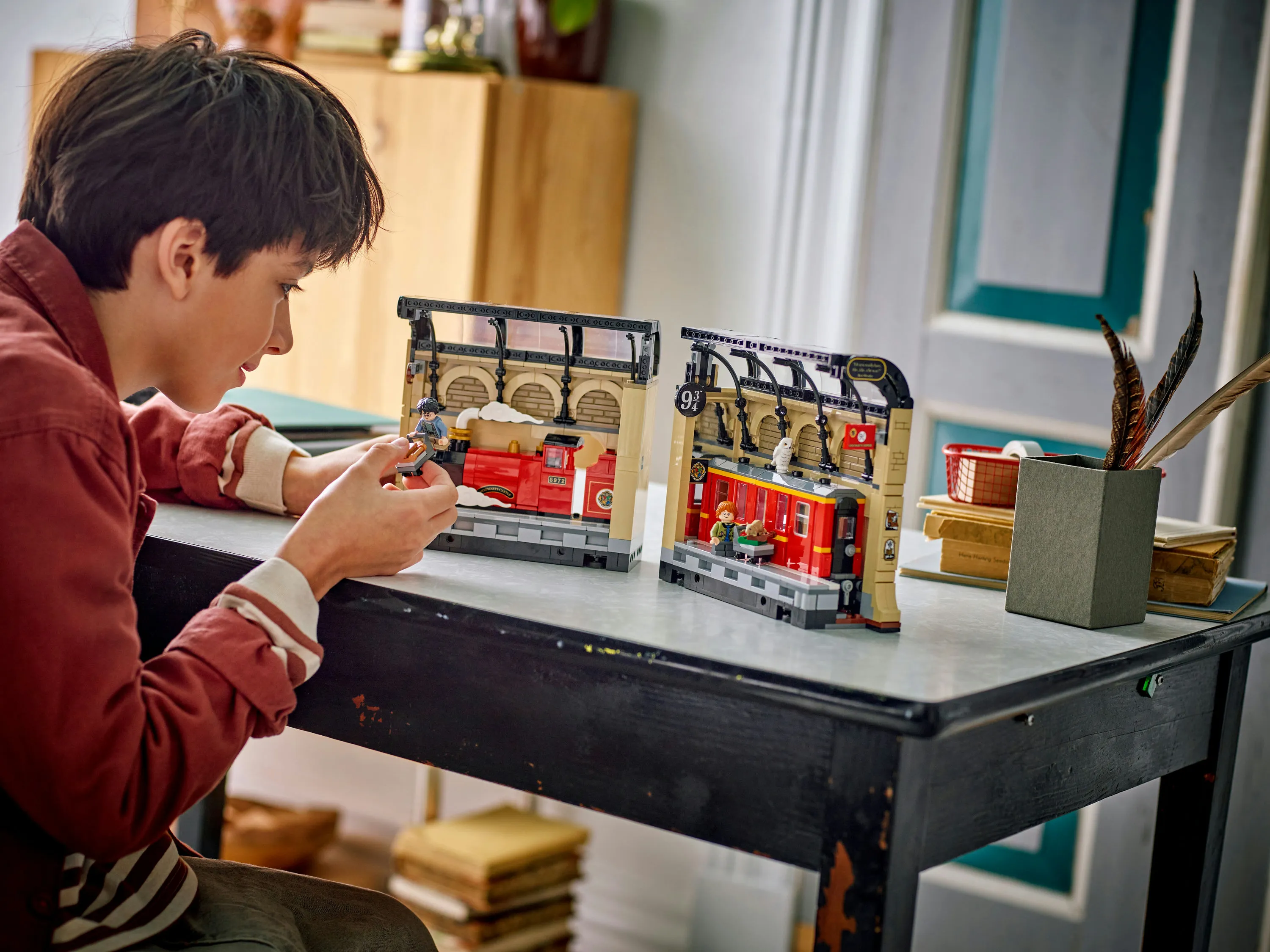 LEGO Harry Potter Book Nook: Hogwarts Express 76450 LEGO Harry Potter Book Nook: Hogwarts Express 76450