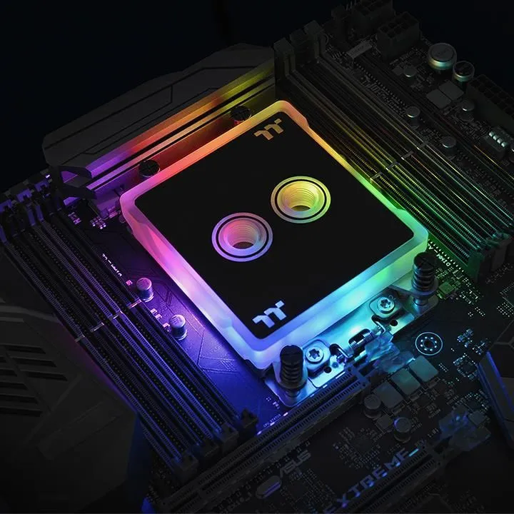 Thermaltake Pacific W6 Plus RGB