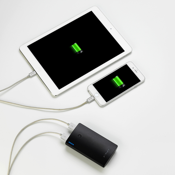 PNY Curve - powerbank, 7800 mAh, Svart