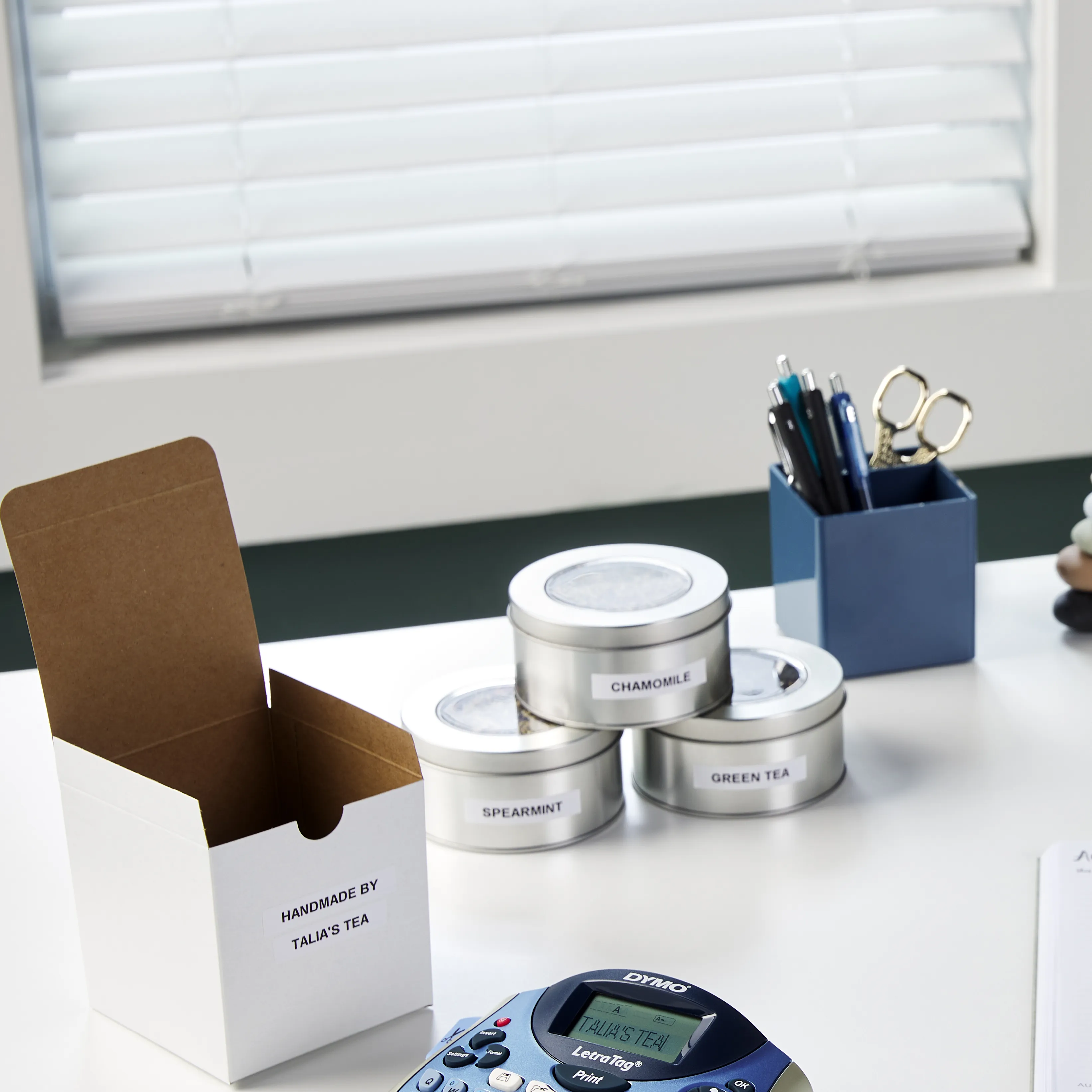 Tape LetraTag plastic 12mmx4m white